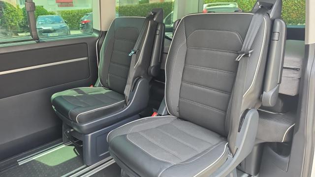 Volkswagen Multivan image 6