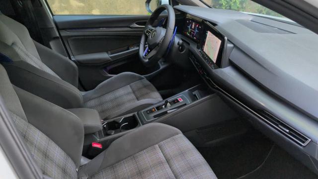 Volkswagen Golf image 6
