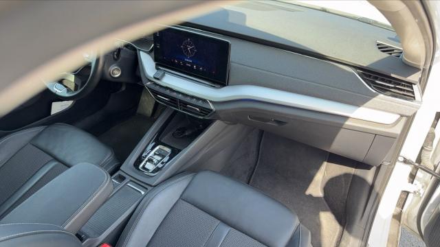 Skoda Octavia image 1