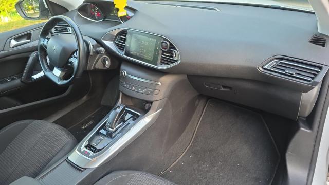 Peugeot 308 image 5