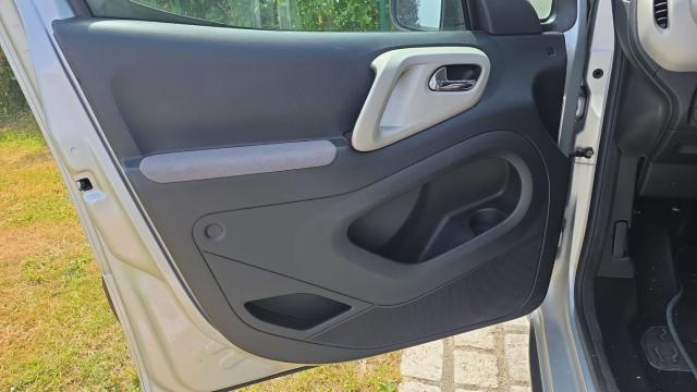 Peugeot Partner image 3