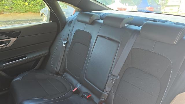 Jaguar Xf image 4