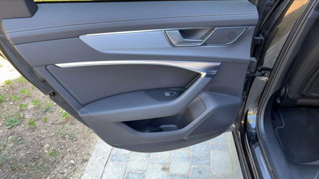 Audi A6 Avant image 2