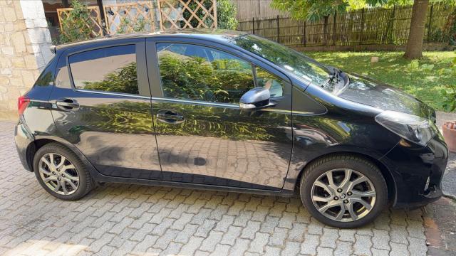 Toyota Yaris image 2