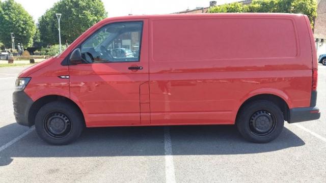 Volkswagen Transporter image 8