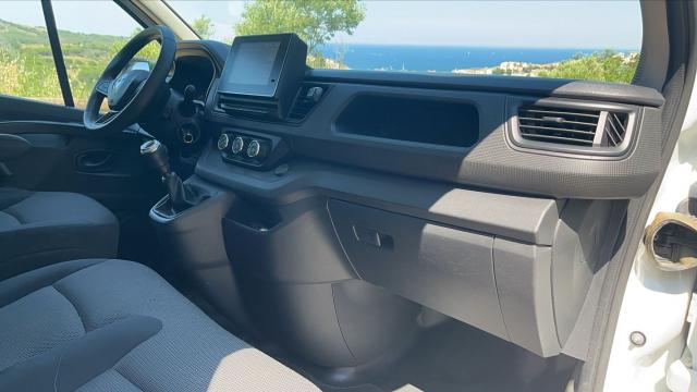 Renault Trafic image 7