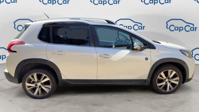 Peugeot 2008 image 8