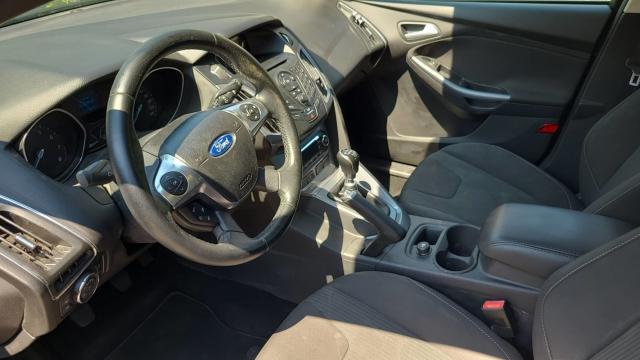 Ford Focus image 6