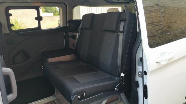 Ford Transit image 6