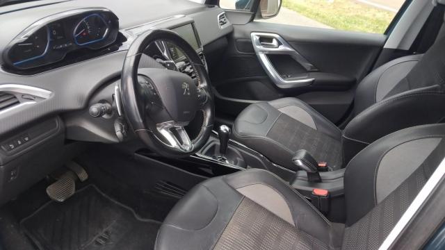Peugeot 2008 image 6
