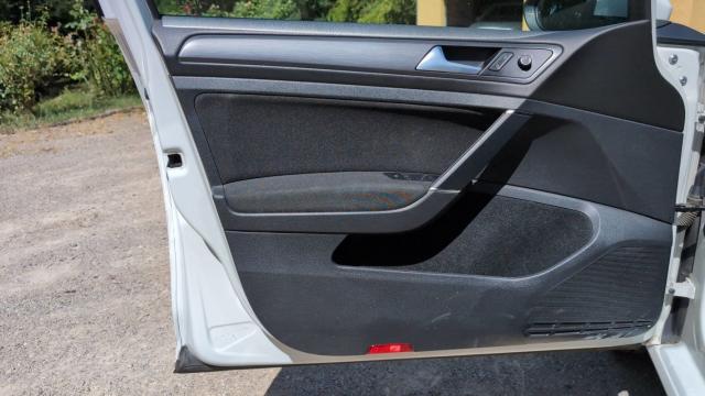 Volkswagen Golf image 7