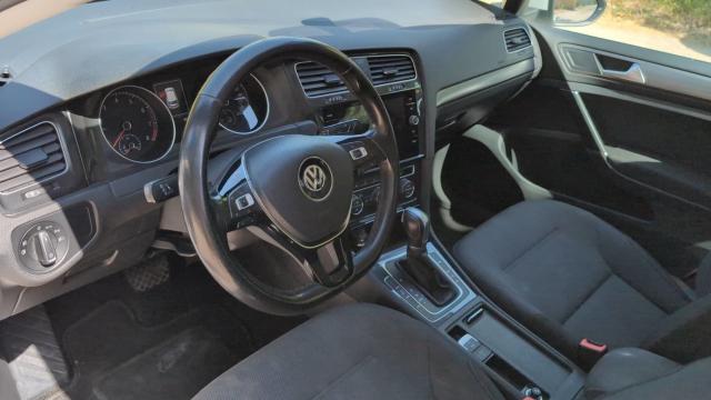 Volkswagen Golf image 8