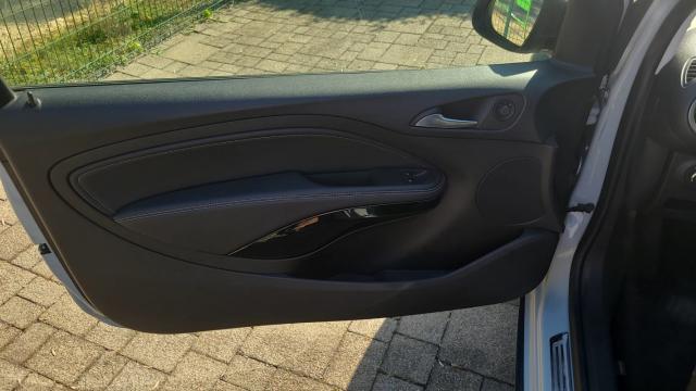 Opel Adam image 7