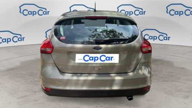 Ford Focus image 8