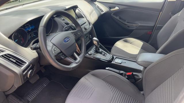 Ford Focus image 2
