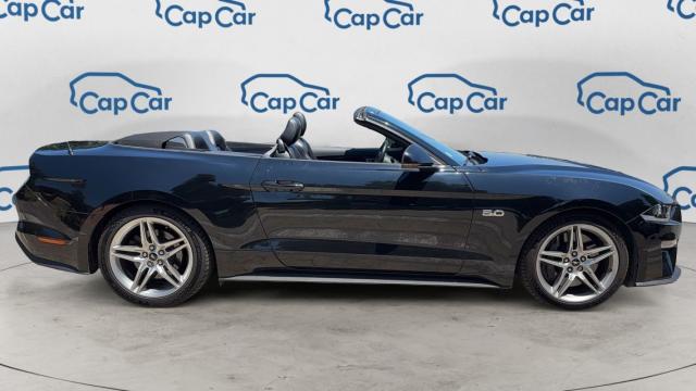 Ford Mustang Convertible image 5