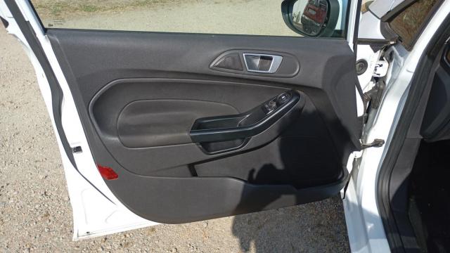 Ford Fiesta image 7