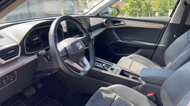 Seat Leon image 2