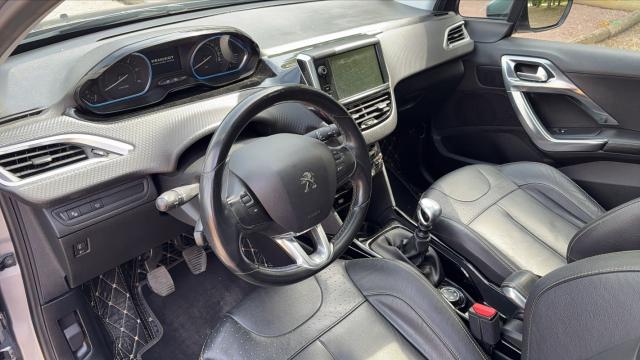 Peugeot 2008 image 4