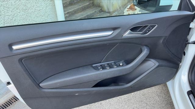 Audi A3 Cabriolet image 3