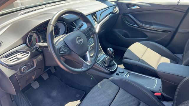Opel Astra image 8