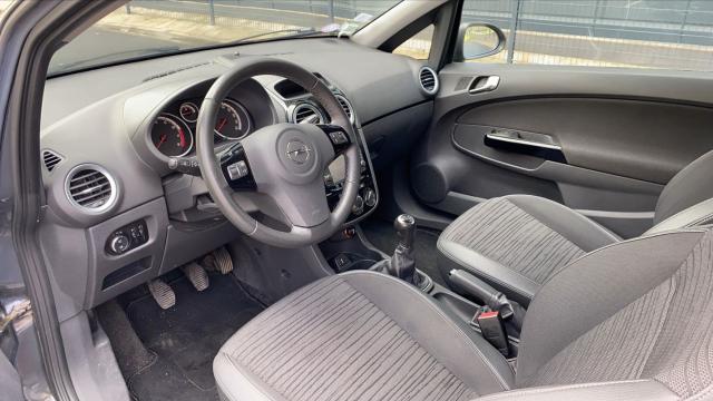 Opel Corsa image 1