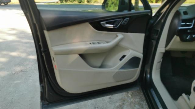Audi Q7 image 2