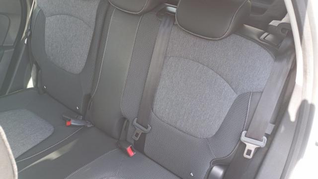 Renault Captur image 9