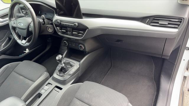 Ford Focus image 5
