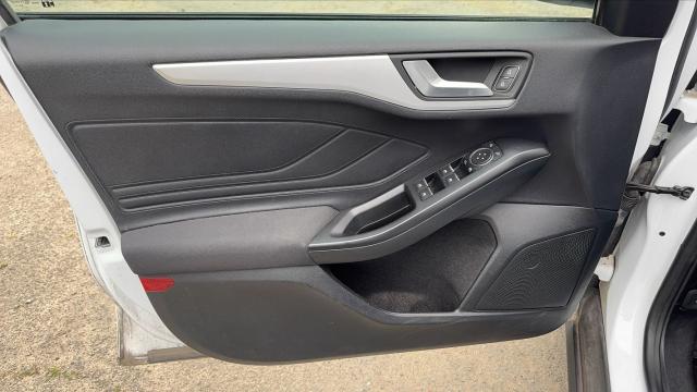 Ford Focus image 3