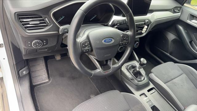 Ford Focus image 2