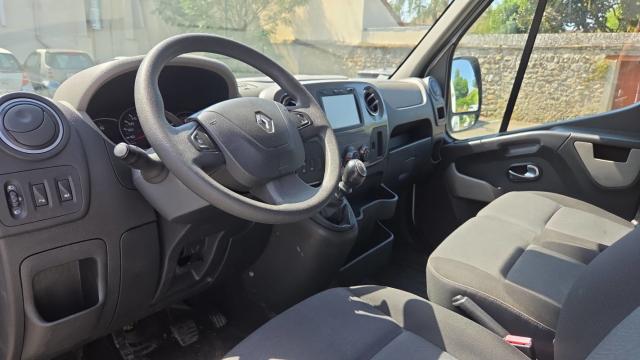 Renault Master image 9