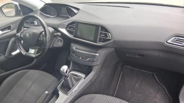 Peugeot 308 image 6