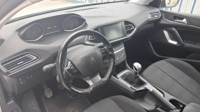 Peugeot 308 image 5