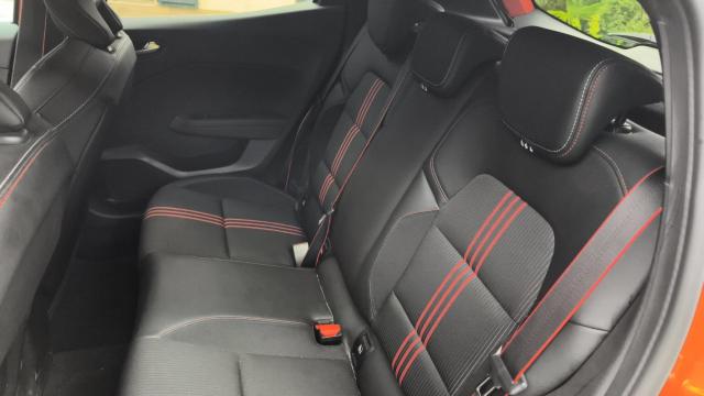 Renault Clio image 6