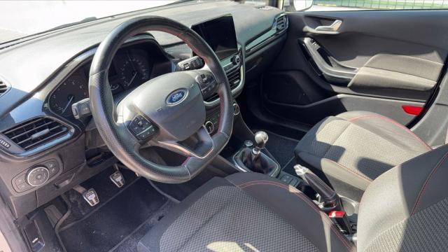 Ford Fiesta image 3