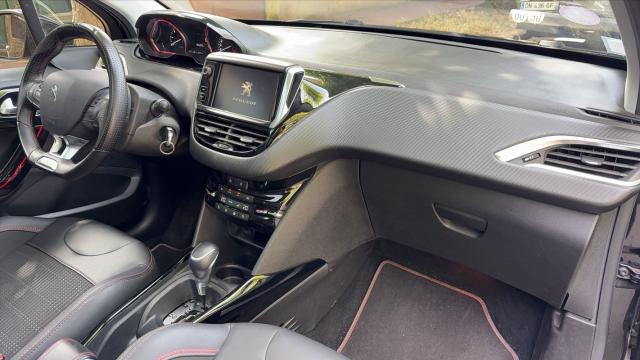 Peugeot 2008 image 4