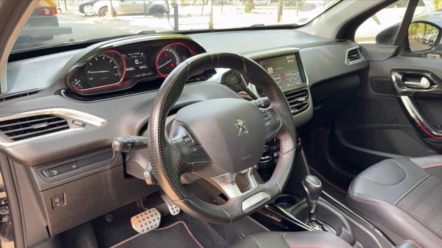 Peugeot 2008 image 9