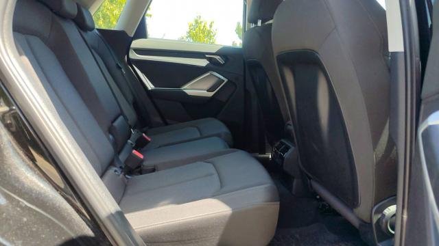 Audi Q3 image 8