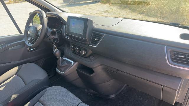 Renault Trafic image 5