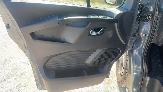 Renault Trafic image 6