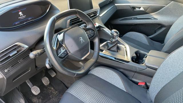 Peugeot 5008 image 5