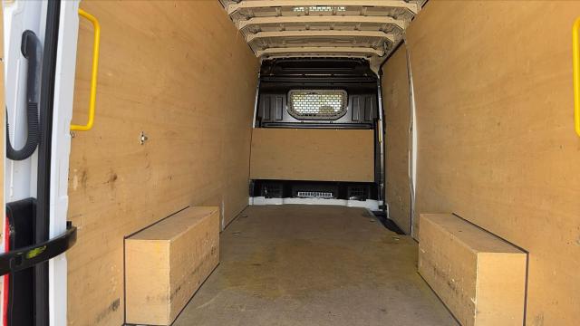 Volkswagen Crafter image 1