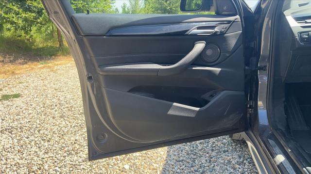 Bmw X1 image 1