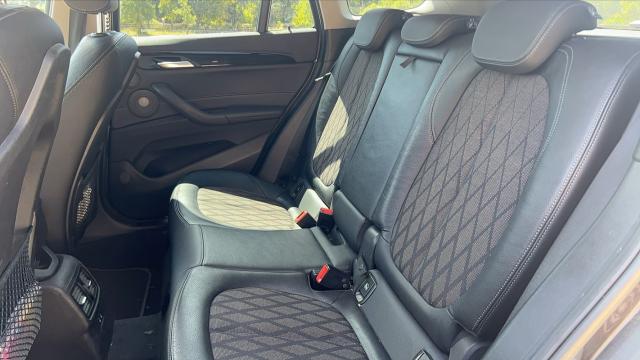 Bmw X1 image 6