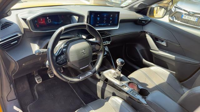 Peugeot 208 image 7