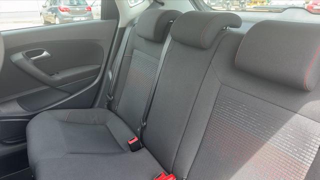 Volkswagen Polo image 9