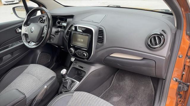 Renault Captur image 1