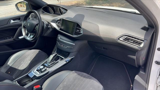 Peugeot 308 image 9