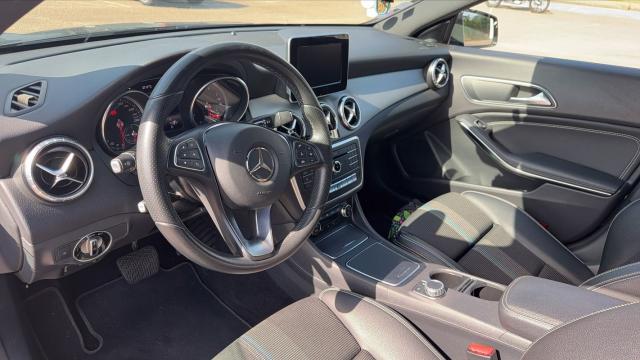 Mercedes Benz Cla Shooting Brake image 7